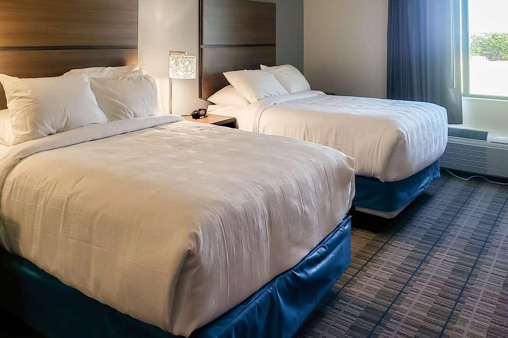Mainstay Suites Waukee-West Des Moines Room photo